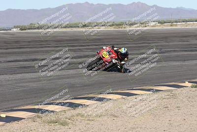 media/Jan-16-2026-CVMA Friday Practice (Fri) [[6f2bf47531]]/5-Racer 4-Trackday1/Session 2 (Bowl)/